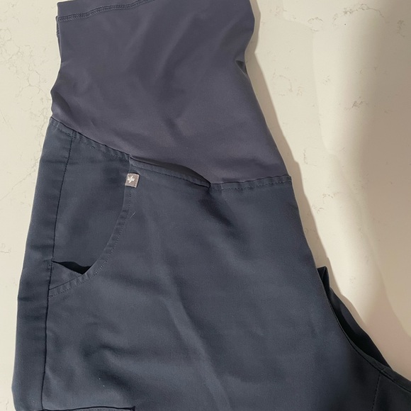 FIGS MATERNITY Slate Gray Scrub Pants - Picture 1 of 3